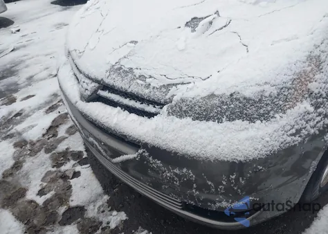 2004 Toyota Sienna Le z USA, uszkodzony, nr VIN 5TDZA23C44S107593